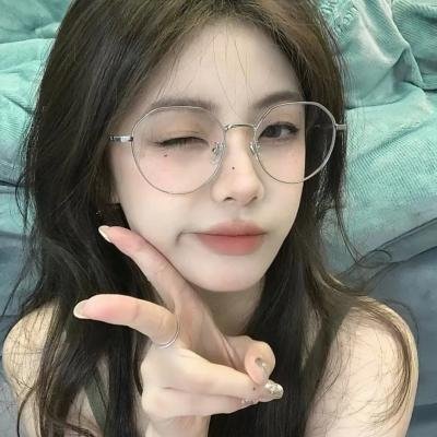 与鲨鱼游弋